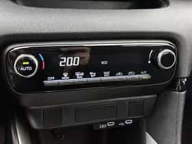 Toyota Yaris (2025) thumbnail 9