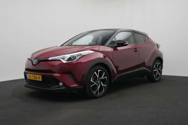 Toyota C-HR (2019) thumbnail 1