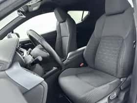 Toyota C-HR (2020) thumbnail 15
