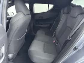 Toyota C-HR (2020) thumbnail 16