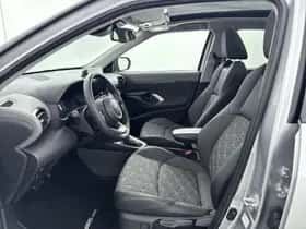 Toyota Yaris_Cross (2024) thumbnail 13