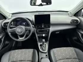 Toyota Yaris_Cross (2024) thumbnail 4
