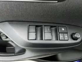 Toyota Yaris_Cross (2025) thumbnail 22