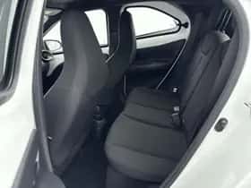 Toyota Aygo (2024) thumbnail 14