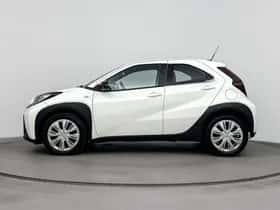 Toyota Aygo (2024) thumbnail 3