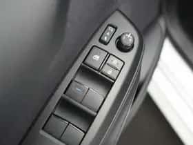 Toyota Yaris (2023) thumbnail 20