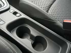 Toyota Yaris (2023) thumbnail 36