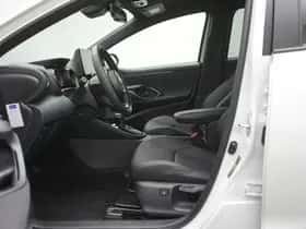Toyota Yaris (2023) thumbnail 44