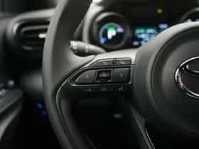 Toyota Yaris (2023) thumbnail 10