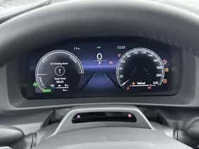 Toyota C-HR (2026) thumbnail 6