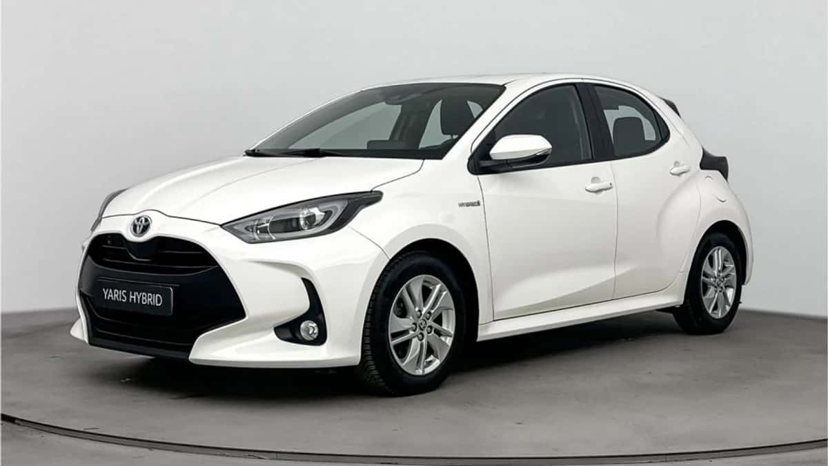 Toyota Yaris (2021) — foto 1
