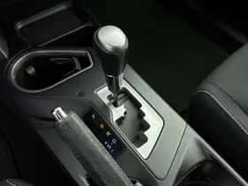 Toyota RAV4 (2016) thumbnail 11