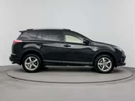 Toyota RAV4 (2016) thumbnail 12