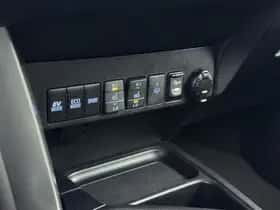 Toyota RAV4 (2016) thumbnail 23