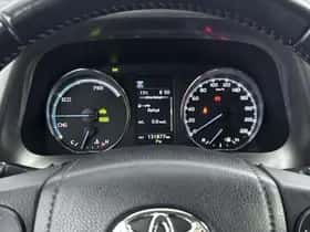 Toyota RAV4 (2016) thumbnail 5