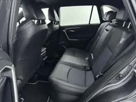Toyota RAV4 (2024) thumbnail 17