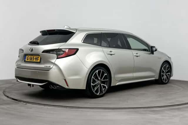 Toyota Corolla_Touring_Sports (2019) thumbnail 2