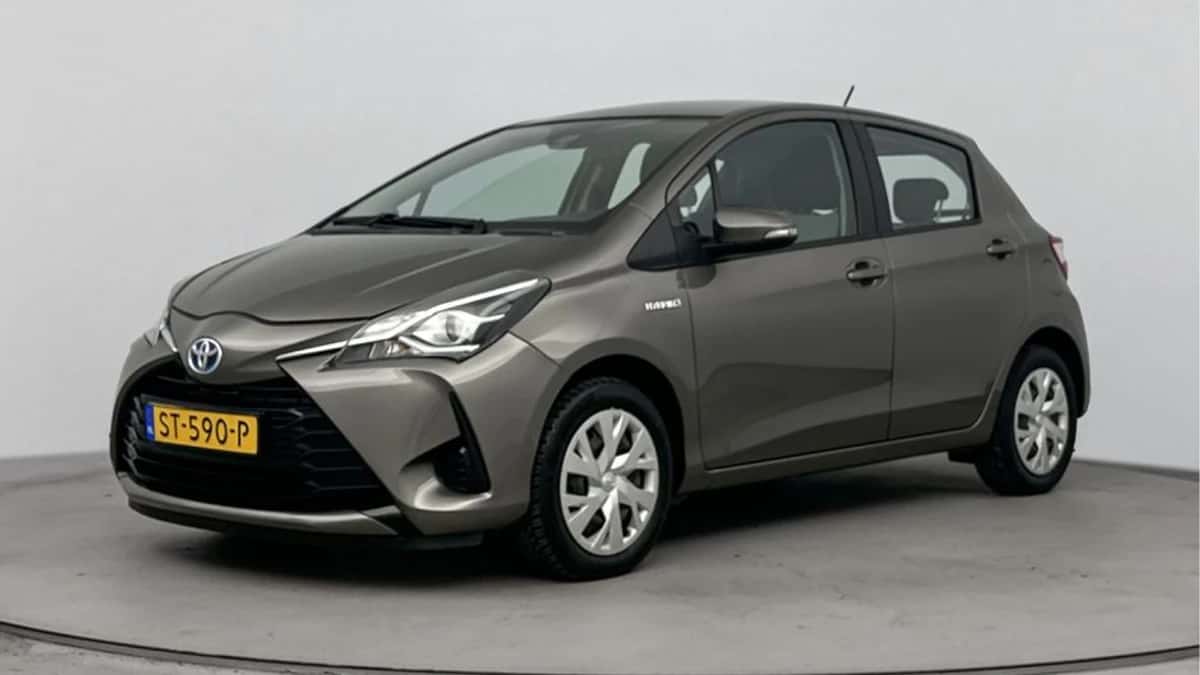 Toyota Yaris (2018) — foto 1