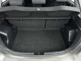 Toyota Yaris (2018) thumbnail 19