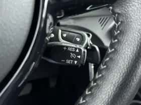 Toyota Yaris (2018) thumbnail 20