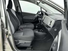 Toyota Yaris (2018) thumbnail 25