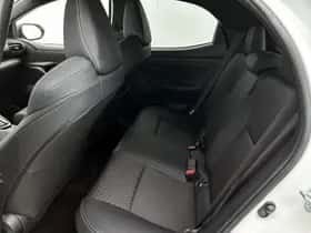Toyota Yaris (2025) thumbnail 16