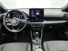 Toyota Yaris (2025) thumbnail 4