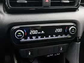 Toyota Yaris (2025) thumbnail 9