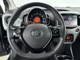 Toyota Aygo (2020) thumbnail 16