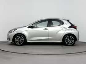 Toyota Yaris (2021) thumbnail 3