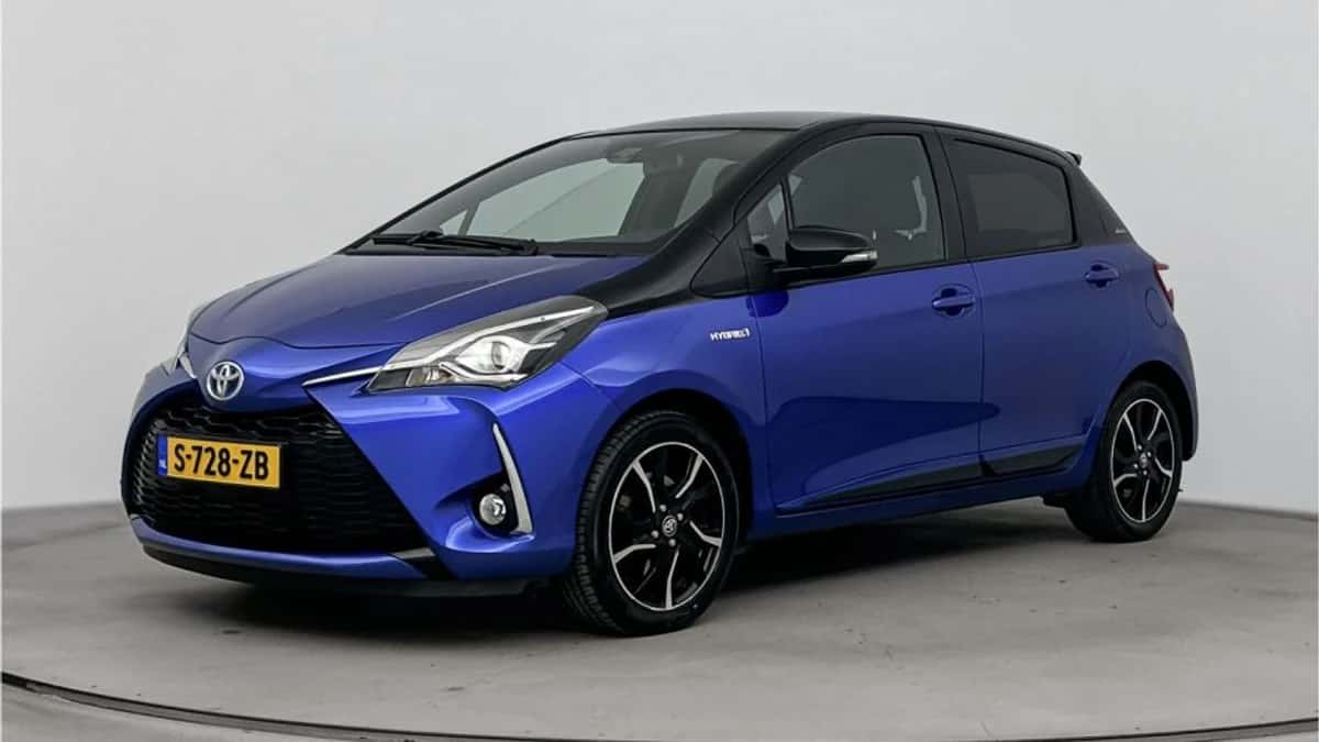 Toyota Yaris (2018) — foto 1