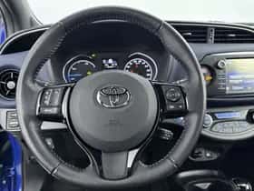 Toyota Yaris (2018) thumbnail 18
