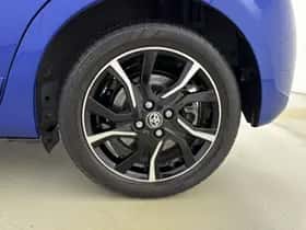 Toyota Yaris (2018) thumbnail 23
