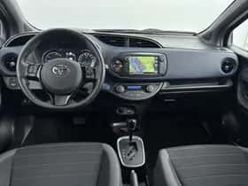 Toyota Yaris (2018) thumbnail 4