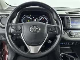 Toyota RAV4 (2016) thumbnail 18