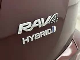 Toyota RAV4 (2016) thumbnail 19