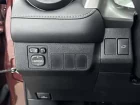Toyota RAV4 (2016) thumbnail 29