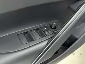Toyota Corolla_Cross (2026) thumbnail 29