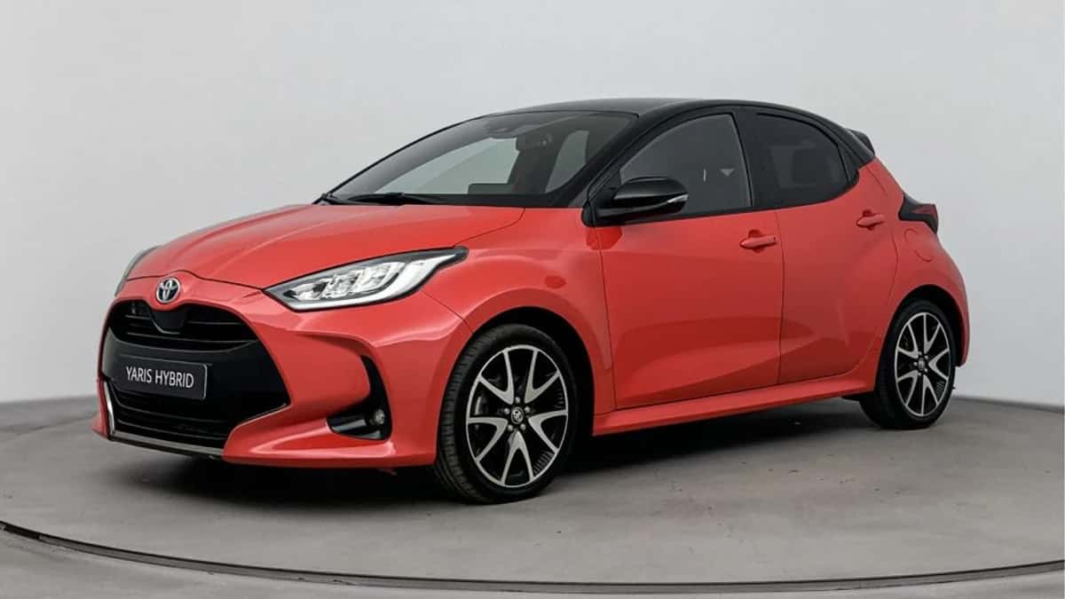 Toyota Yaris (2021) — foto 1