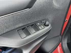 Toyota Yaris (2021) thumbnail 22