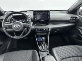 Toyota Yaris (2021) thumbnail 5