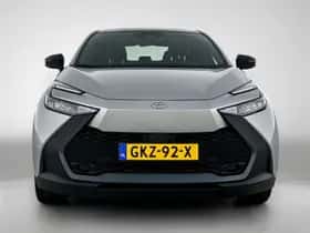 Toyota C-HR (2024) thumbnail 24