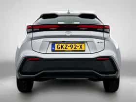 Toyota C-HR (2024) thumbnail 25