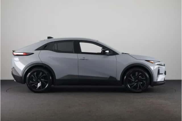 Toyota C-HR+ (2026) thumbnail 2