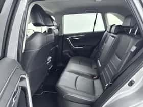 Toyota RAV4 (2024) thumbnail 16