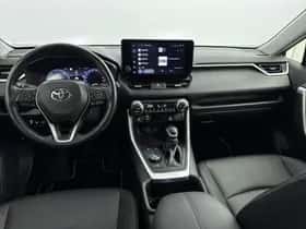 Toyota RAV4 (2024) thumbnail 4