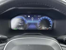 Toyota RAV4 (2024) thumbnail 5