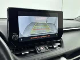 Toyota RAV4 (2024) thumbnail 8