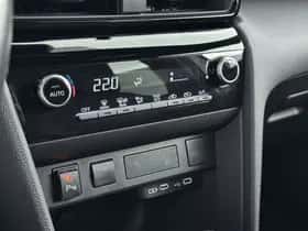 Toyota Yaris_Cross (2024) thumbnail 10