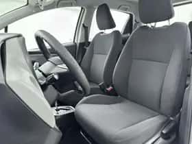 Toyota Yaris (2019) thumbnail 13